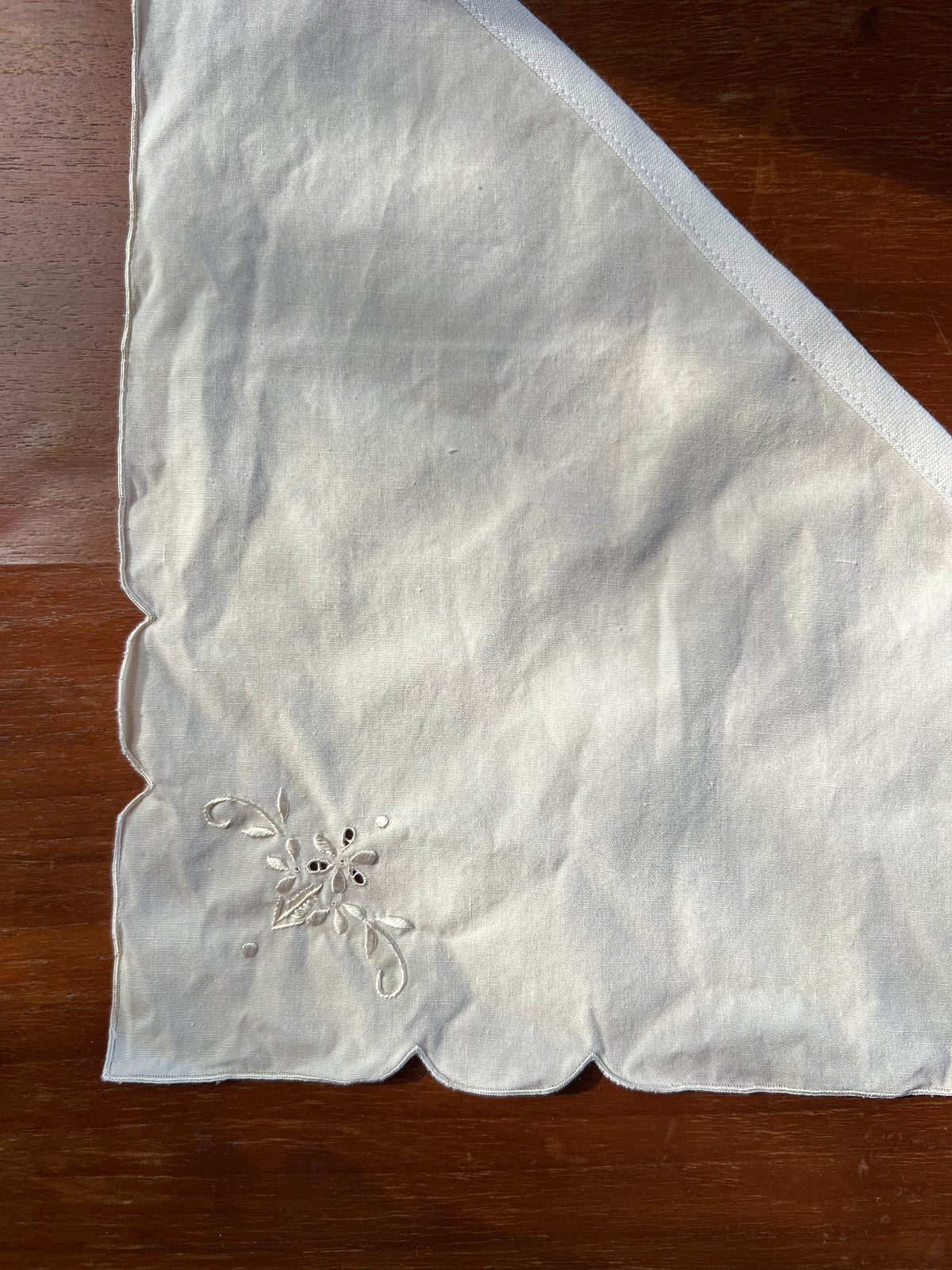 Bandana - Cream embroidery