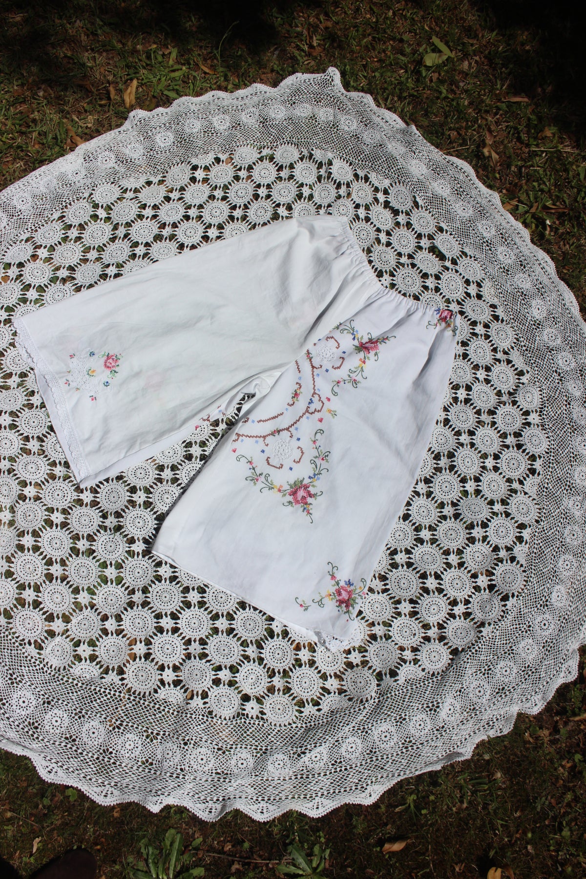 Capri pant - Embroidery