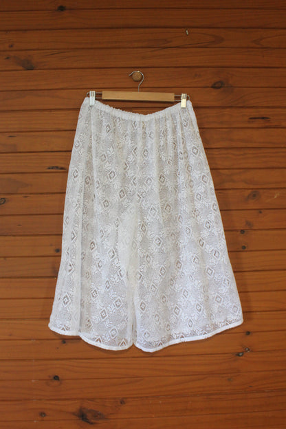 Capri pant - White Lace