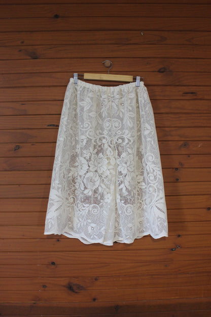 Capri - Cream lace