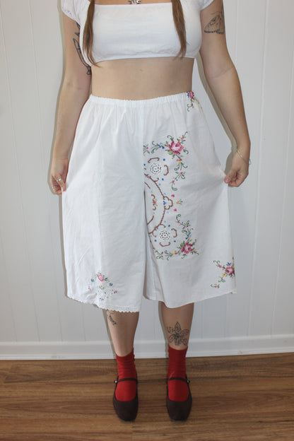 Capri pant - Embroidery