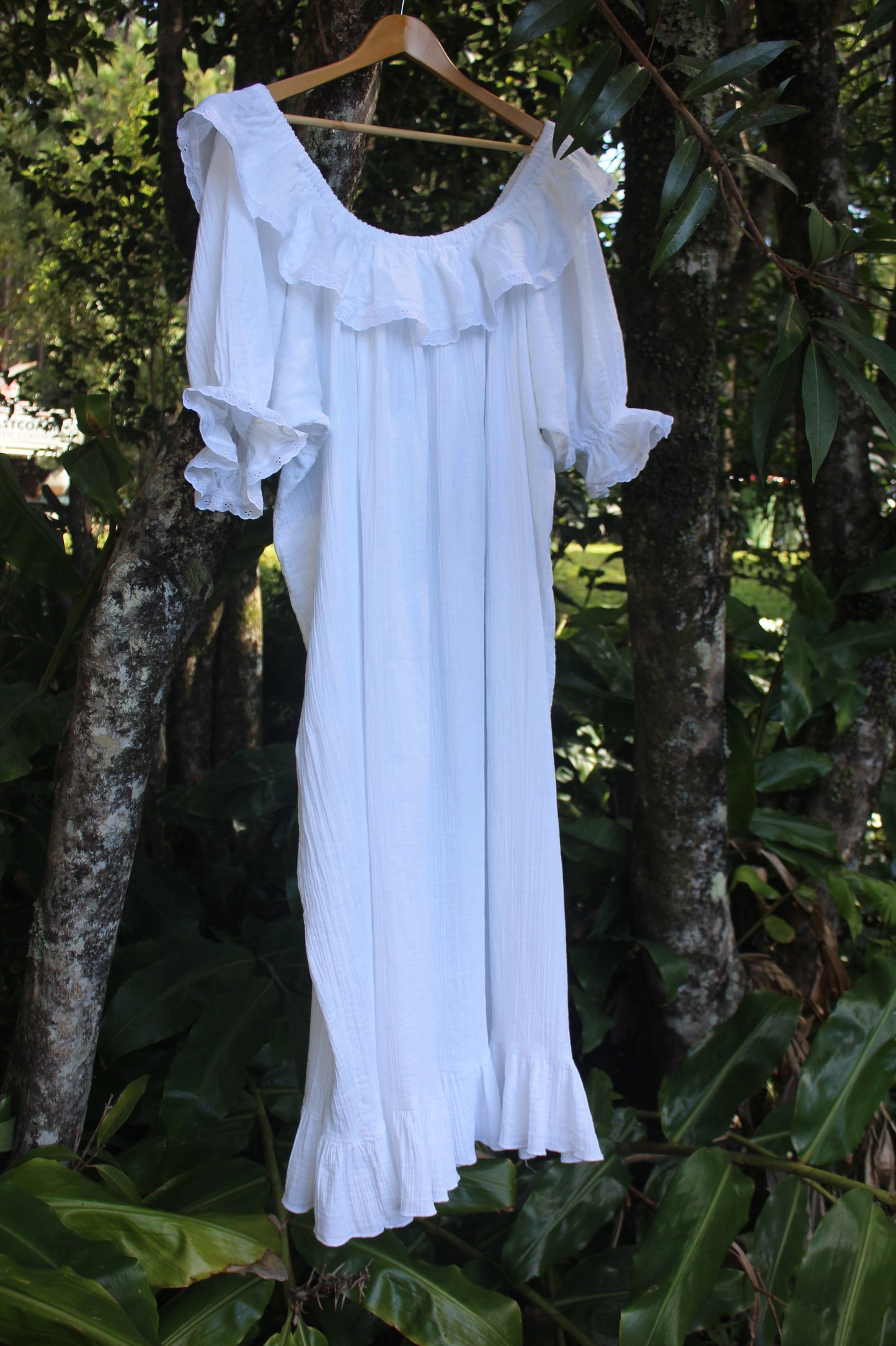 The Carmella dress - Maxi white lace